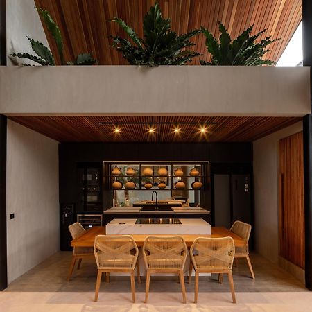 Villa Feh Bali By House Of Winds - Neo Tropical Eden Near Canggu Kerobokan Exteriör bild