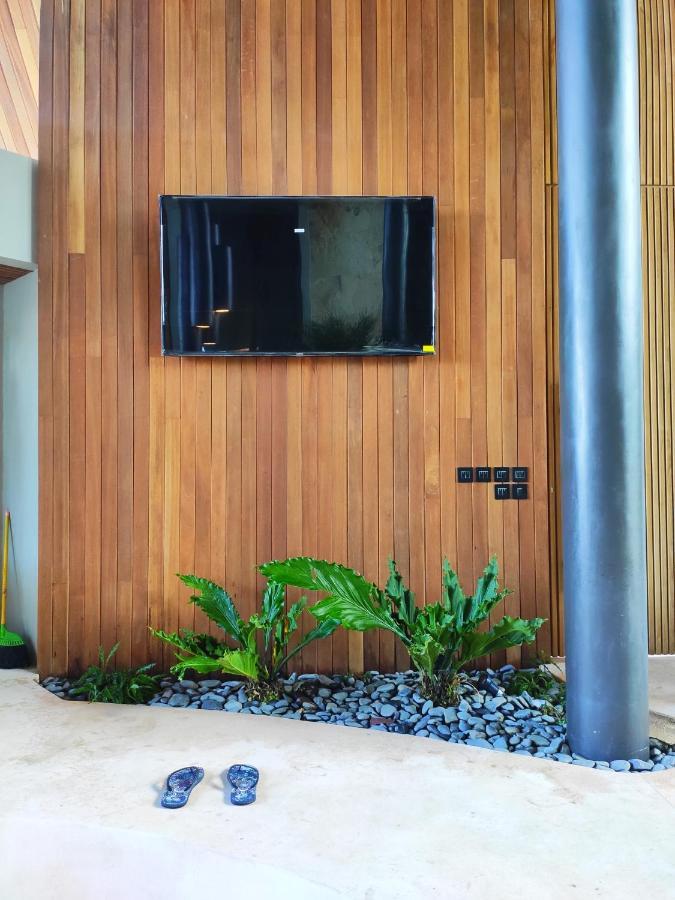 Villa Feh Bali By House Of Winds - Neo Tropical Eden Near Canggu Kerobokan Exteriör bild